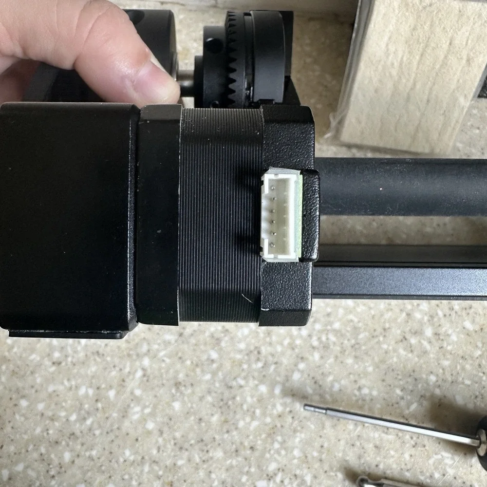 xTool RA2 Rotary Attachment Pro for S1, F1, F1 Ultra P2, M1 Ultra Engraver Read*